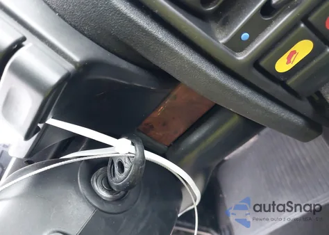 2004 Land Rover Discovery Se z USA, uszkodzony, nr VIN SALTY19404A866307